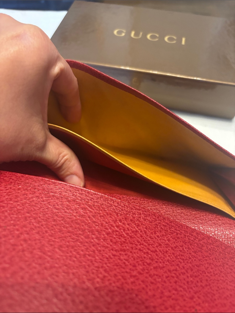 Gucci vintage Red Pebbled Leather Clasp Continental Wallet with box - Picture 5 of 17